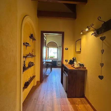 Casa Brencio Bed & Breakfast 3*