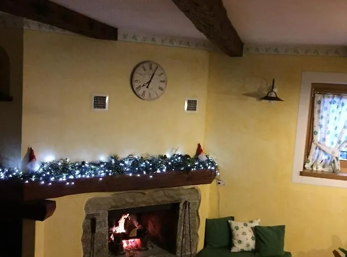 Casa Brencio Oda ve Kahvaltı 3*
