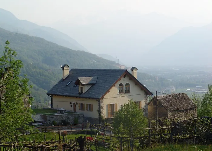 Casa Brencio Oda ve Kahvaltı Masera