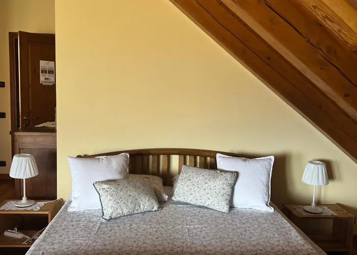 Casa Brencio Oda ve Kahvaltı 3*